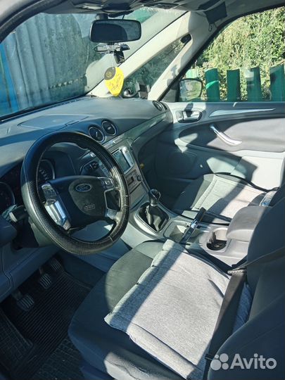 Ford Galaxy 2.0 МТ, 2008, 330 000 км