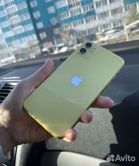 iPhone 11, 64 ГБ