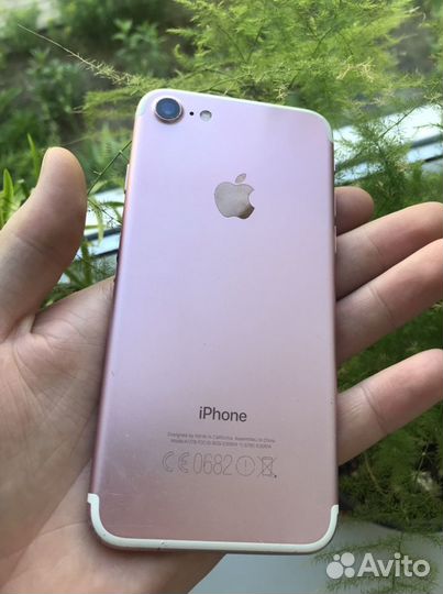 iPhone 7, 32 ГБ