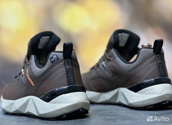 Кроссовки Columbia эргономичные