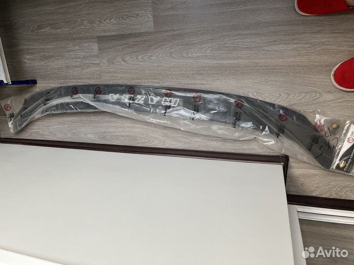 Мухобойка Мазда сх-5