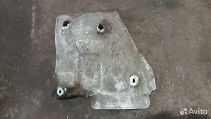 Экран тепловой теплоэкран Range Rover Sport 1 L320