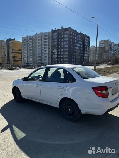 LADA Granta 1.6 МТ, 2022, 3 000 км