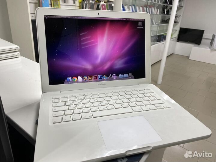 Ноутбук Apple MacBook 13 Mid 2010
