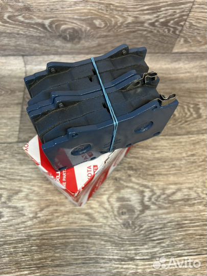 Колодки тормозные Toyota, 04465-60230