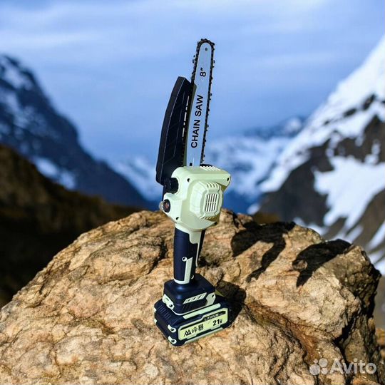 Аккумуляторная цепная пила сучкорез оригинал