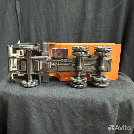 Модель моделька камаз 5511 1:43 арек самосвал