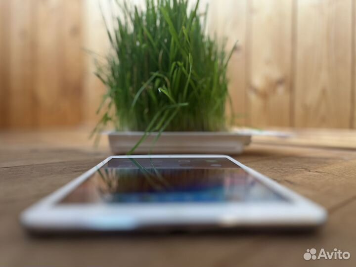 Планшет apple iPad mini 2 16 Gb + LTE (Идеал 5+)