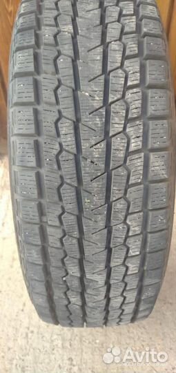 Yokohama 104ZR 235/65 R18 106Q