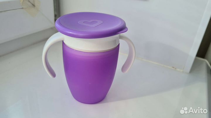 Поильник munchkin новый