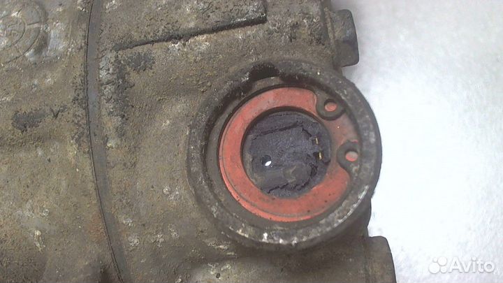 Компрессор кондиционера Peugeot 208, 2014