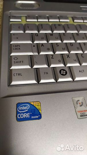 Ноутбук toshiba i3