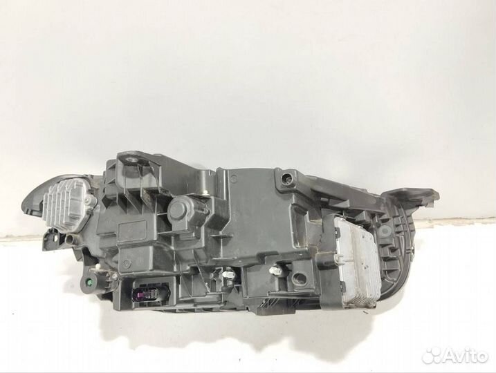 Фара левая Volvo XC90 2 2019 32228690