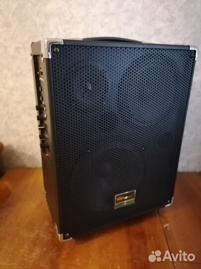 Портативная колонка