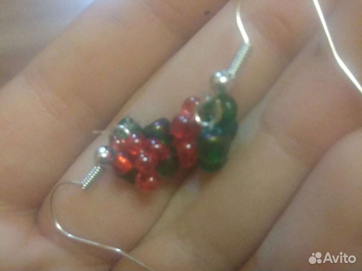 Комплект украшений из бисера