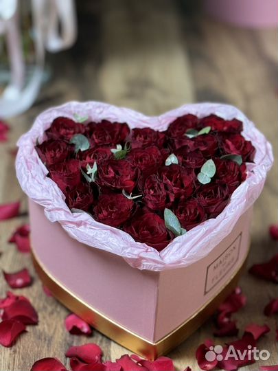 Розы в форме сердца 