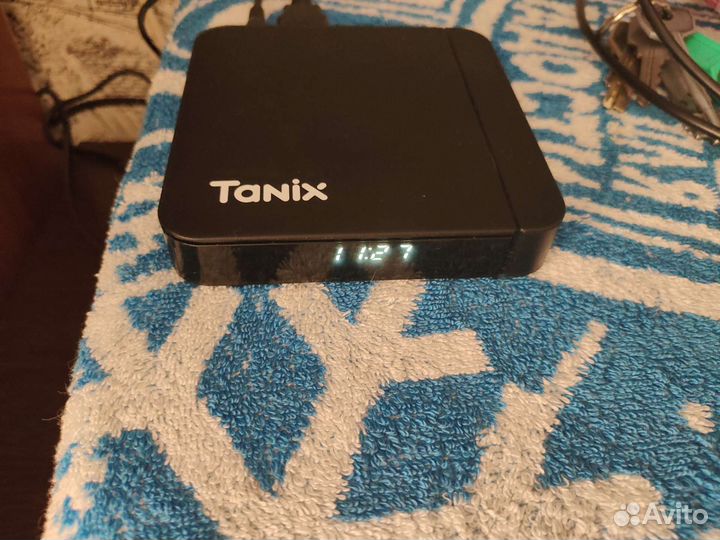 Android tv box tanix w2