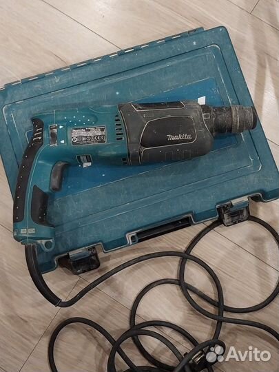 Перфоратор makita HR2470