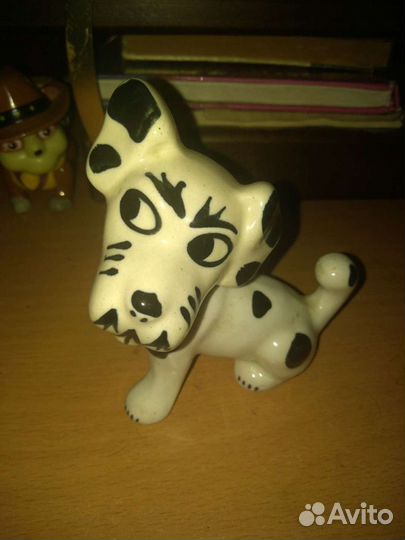 Статуэтки вазочки