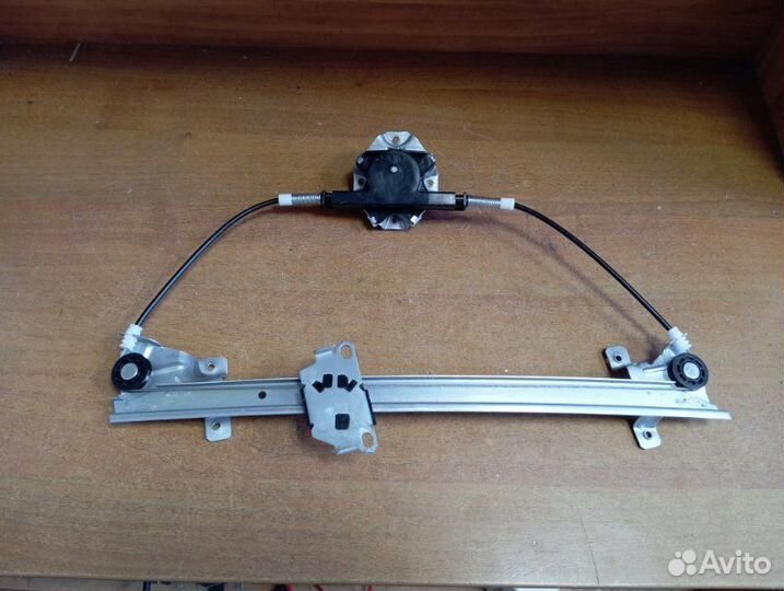 Стеклоподъемник передний левый Daewoo Nexia