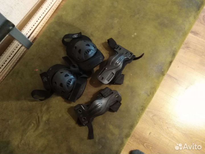 Скейтборд с налокотниками