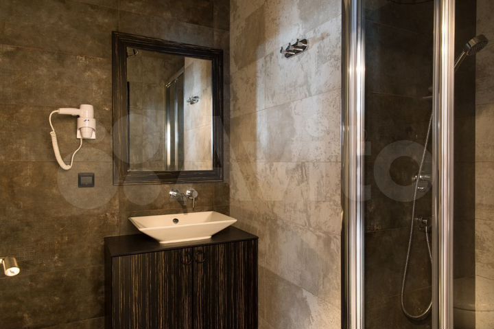 Квартира-студия, 40 м², 17/18 эт.