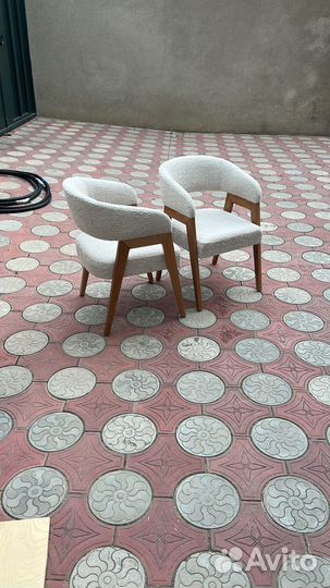 Стулья букле