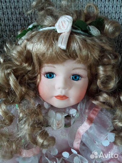 Кукла фарфоровая remeco collection