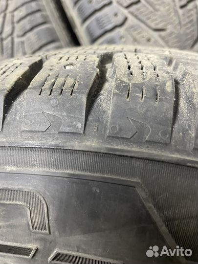 Nokian Tyres Hakkapeliitta 7 SUV 235/65 R17 108T