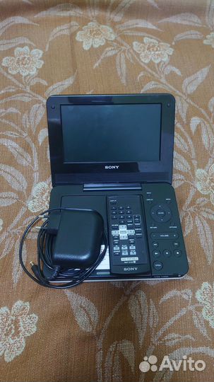 DVD, CD, USB портативный видео-проигрыватель Sony
