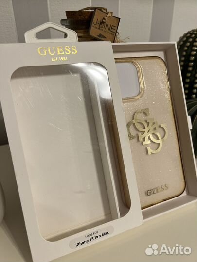 Guess чехол на iPhone 13 Pro Max Силиконовый б/у