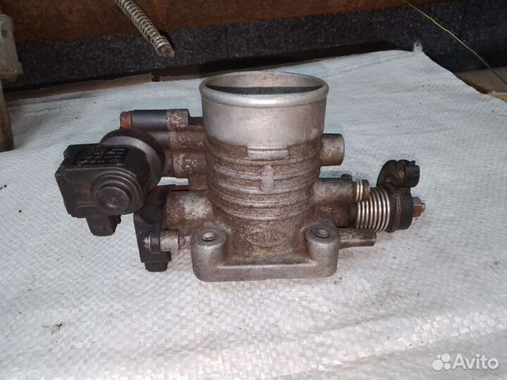 Дроссельная заслонка Kia Klarus 2