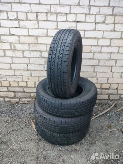 Nexen Roadian 541 225/75 R16