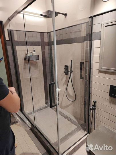 Стеклянные душевые перегородки от 3 дней