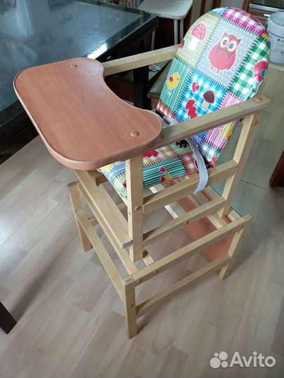 Столик для кормления деревянный