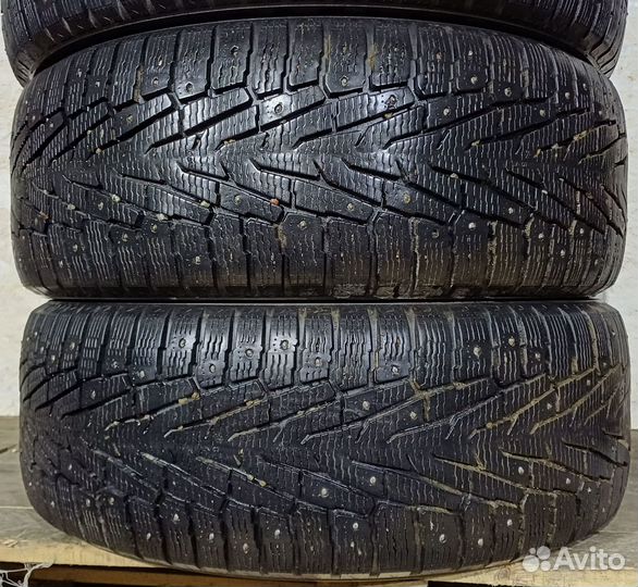 Nokian Tyres Hakkapeliitta 7 SUV 245/60 R18