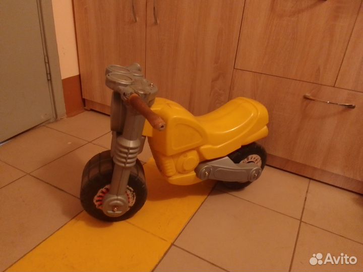 Детский мотоцикл беговел