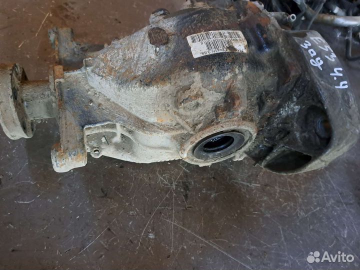 Задний редуктор на BMW E53