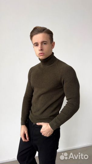 Мужская водолазка с горлом