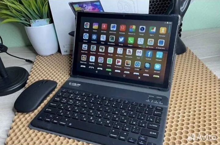 Планшет новый с клавиатурой 64gb