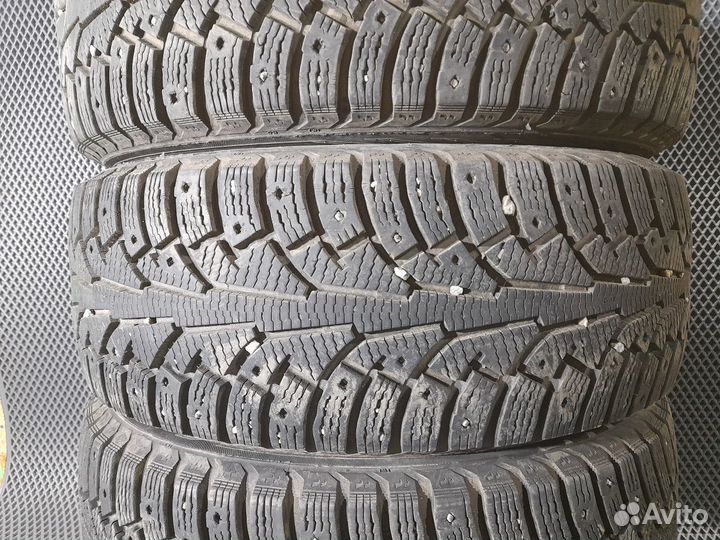 Nokian Tyres Hakkapeliitta 5 215/55 R17