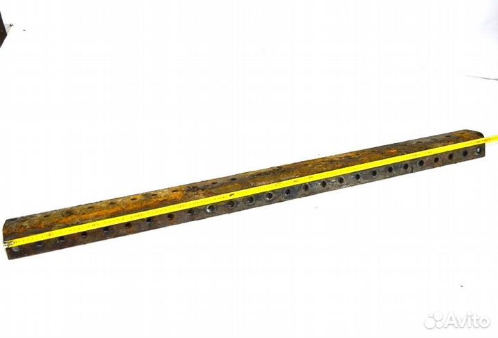 Уголок сцепного устройства (седла), левый volvo FH