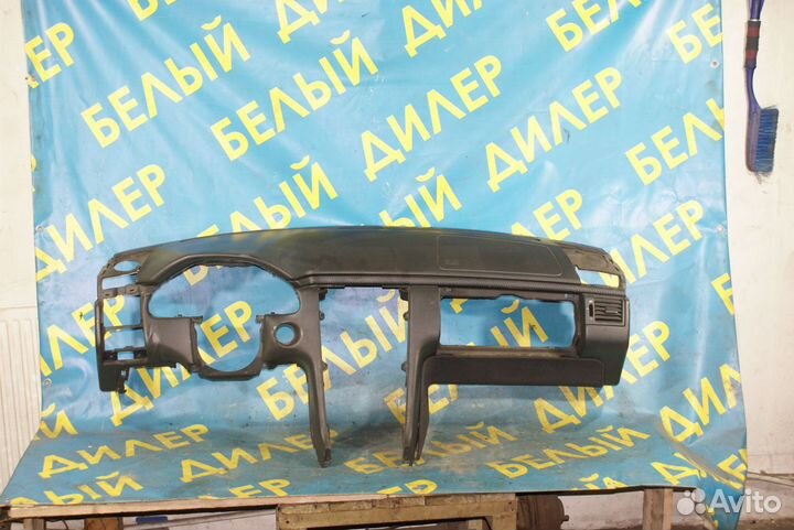 Торпедо Mercedes-Benz W210