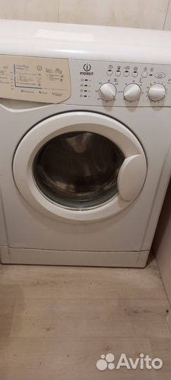 Стиральная машина на запчасти Indesit