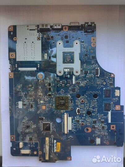 Ноутбук Lenovo G565 в разборе