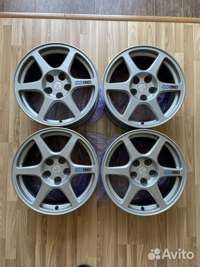 Диски Enkei Evo 8 R17