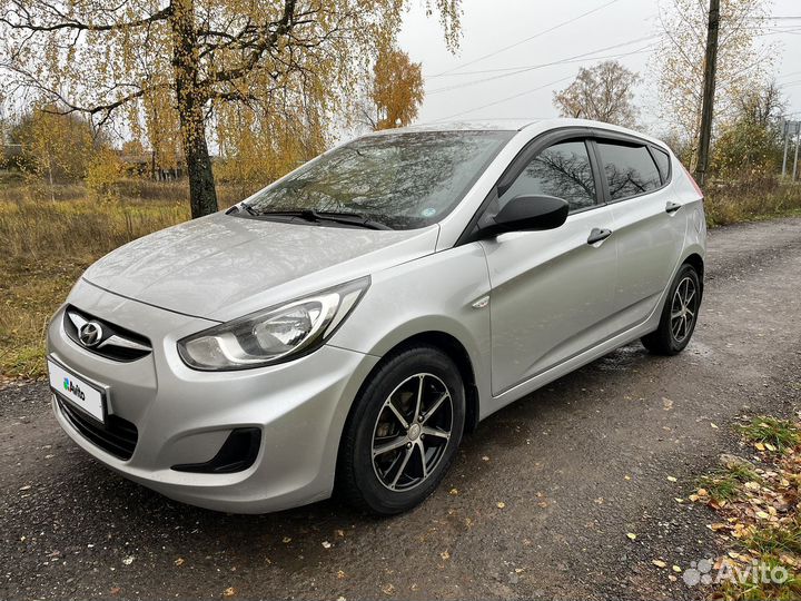 Hyundai Solaris 1.4 AT, 2011, 204 398 км