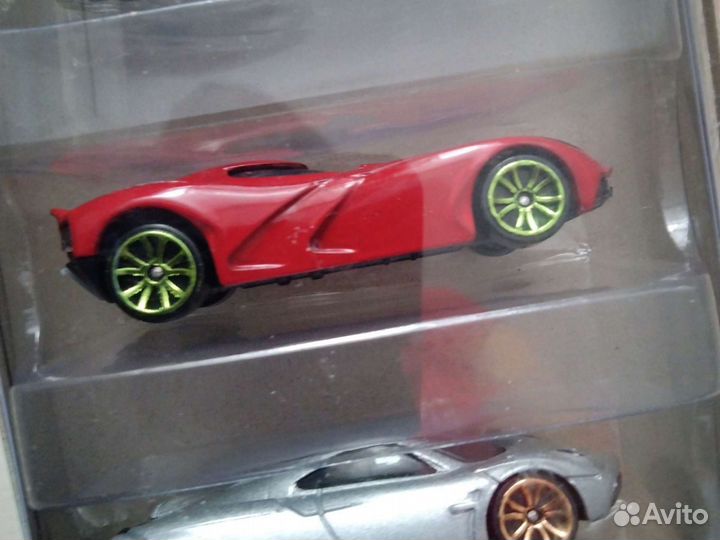 Hot wheels набор машинок