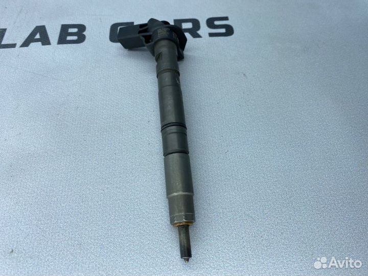 Форсунка топливная Audi A5 8T caga 2.0 TDI