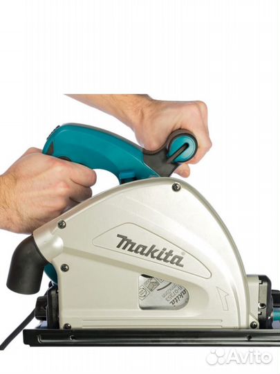 Пила дисковая Makita SP 6000